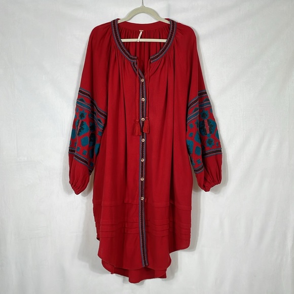 Free People In The Clear Embroidered Dress Size S EUC Oversized Relaxed Fit - Picture 5 of 13